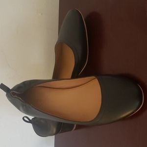 J.crew factory 1 1/2 inch heel leather shoes size 9